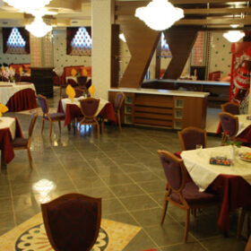 Esteghlal Hotel
