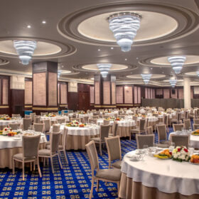 Spinas Palace Hotel